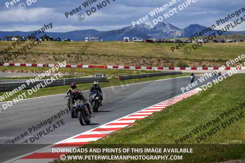 cadwell no limits trackday;cadwell park;cadwell park photographs;cadwell trackday photographs;enduro digital images;event digital images;eventdigitalimages;navarra;no limits trackdays;peter wileman photography;racing digital images;trackday digital images;trackday photos